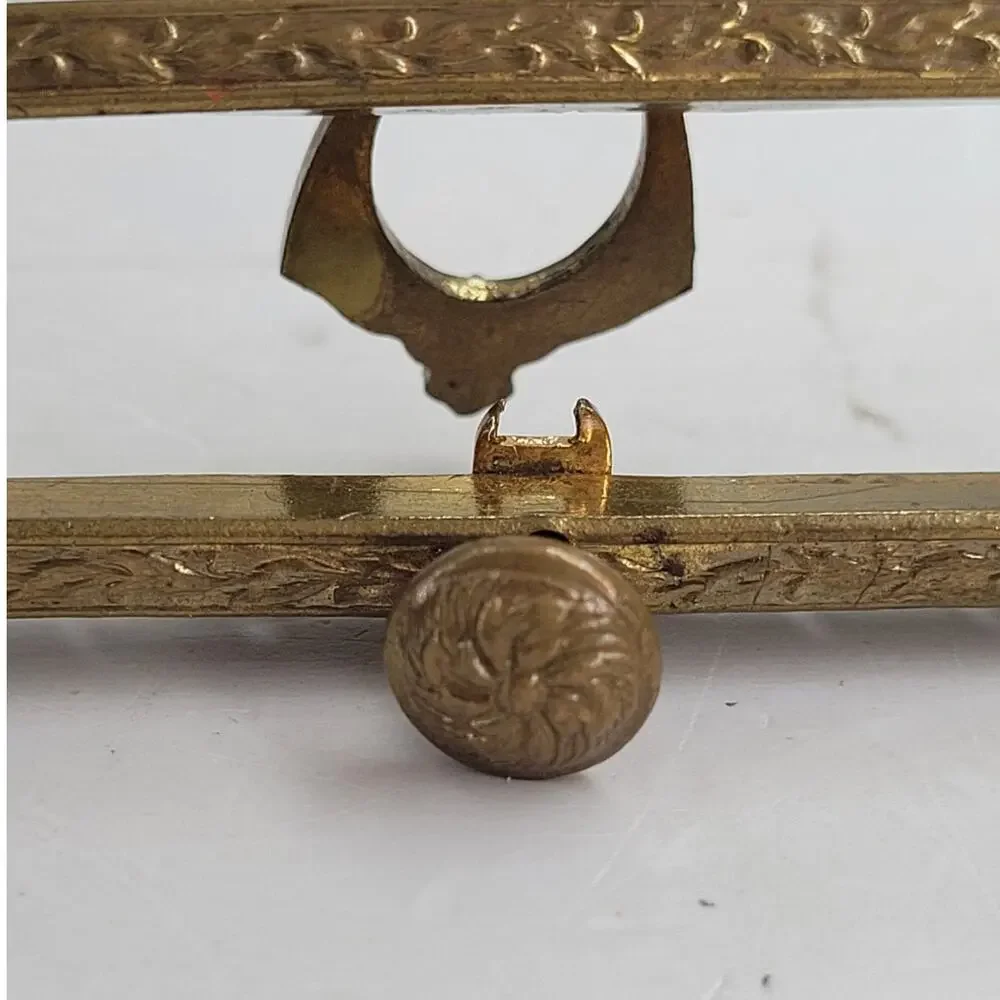 Antique French Art Nouveau Purse Frame Romantic‎ Parisian Gold Clasp